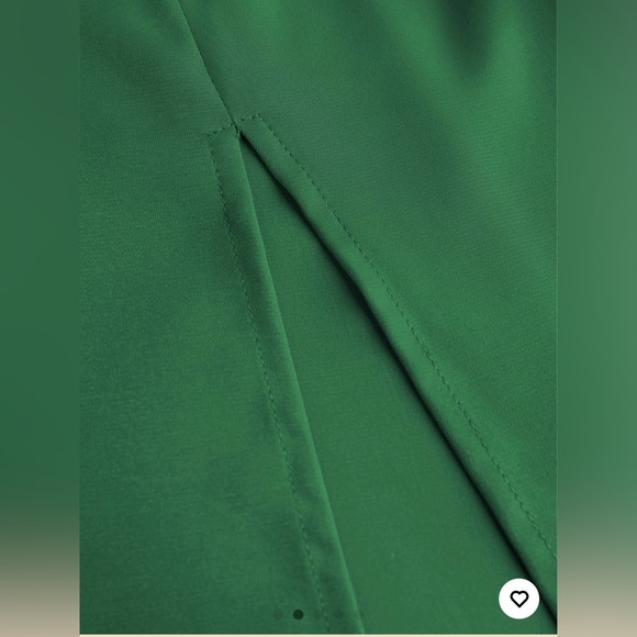 Green Solid Ruched Long Sleeve Split Midi Dress - Picture 3 of 4